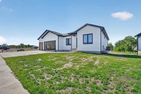 524 Sands Avenue Janesville IA 50647