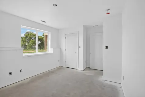 524 Sands Avenue Janesville IA 50647