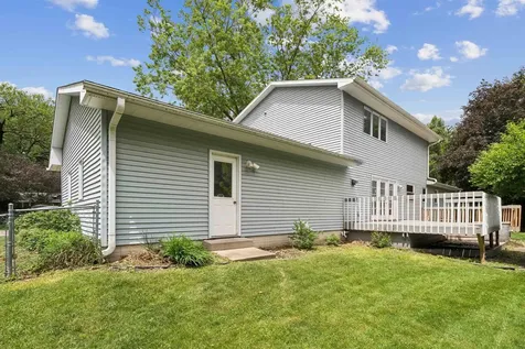 625 Baker Drive Cedar Falls IA 50613