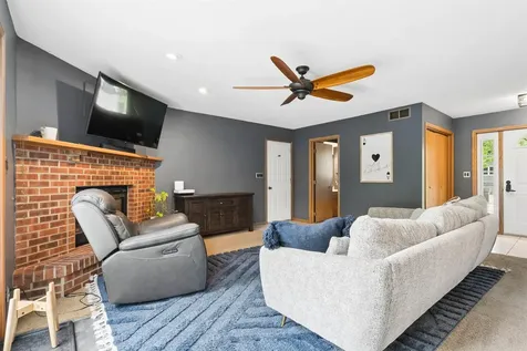 625 Baker Drive Cedar Falls IA 50613