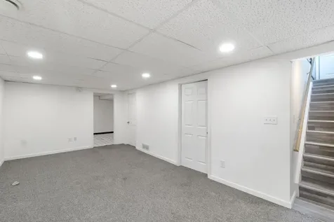 1228 Lyon Avenue Waterloo IA 50702