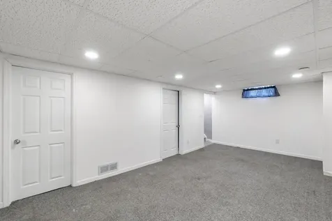 1228 Lyon Avenue Waterloo IA 50702