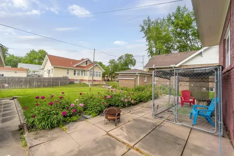 1810 W 4th Street Waterloo IA 50701