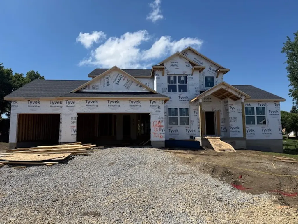 128 Sunbird Court Waterloo IA 50701