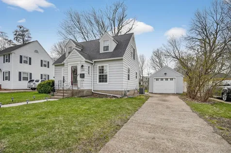 1515 Tremont Street Cedar Falls IA 50613
