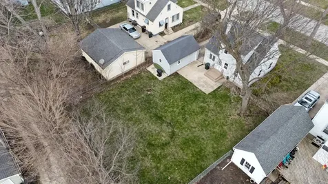 1515 Tremont Street Cedar Falls IA 50613