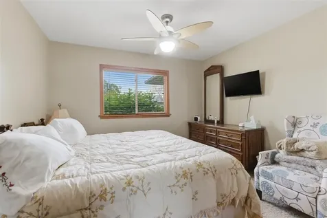 1314 Jersey Lane Waterloo IA 50701