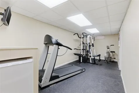 1314 Jersey Lane Waterloo IA 50701
