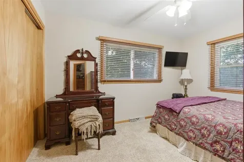 1314 Jersey Lane Waterloo IA 50701