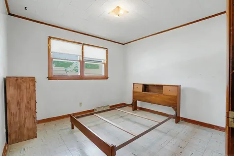 714 6th Street NE Independence IA 50644
