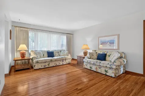 3118 Carlton Drive Cedar Falls IA 50613