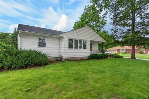 3118 Carlton Drive Cedar Falls IA 50613