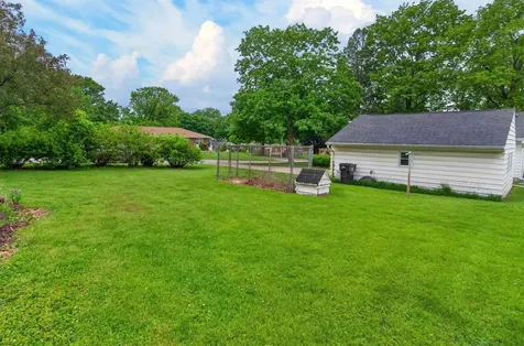 3118 Carlton Drive Cedar Falls IA 50613