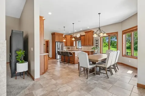 2693 N Maple Street Waverly IA 50677