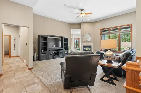 2693 N Maple Street Waverly IA 50677