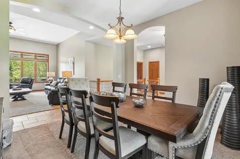 2693 N Maple Street Waverly IA 50677