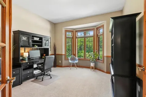 2693 N Maple Street Waverly IA 50677