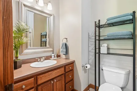 2693 N Maple Street Waverly IA 50677