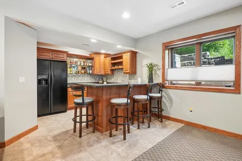 2693 N Maple Street Waverly IA 50677