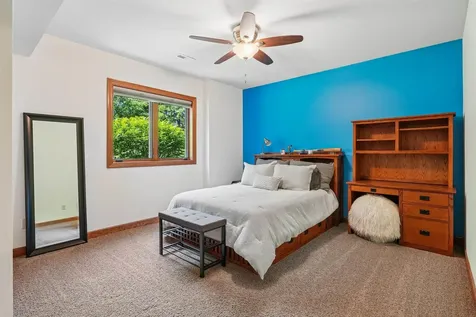 2693 N Maple Street Waverly IA 50677