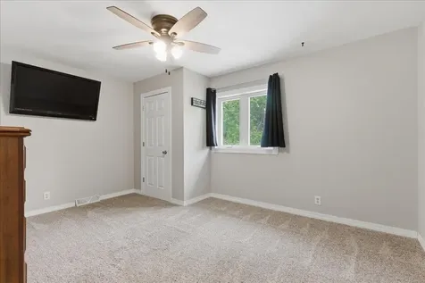 307 Lambeth Road Waterloo IA 50701