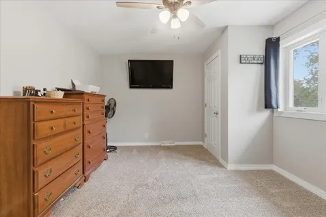 307 Lambeth Road Waterloo IA 50701