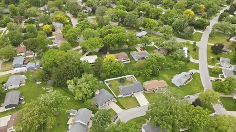 307 Lambeth Road Waterloo IA 50701