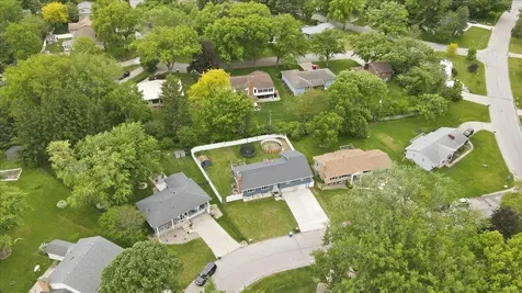 307 Lambeth Road Waterloo IA 50701