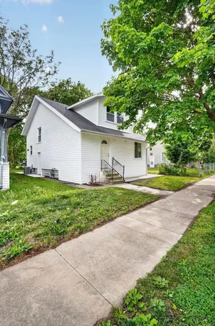 510 Courtland Street Waterloo IA 50703
