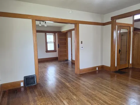1421 Williston Avenue Waterloo IA 50702