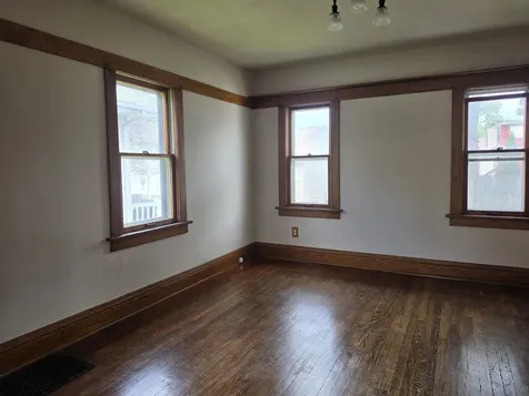 1421 Williston Avenue Waterloo IA 50702