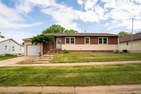 1203 L Avenue Grundy Center IA 50638