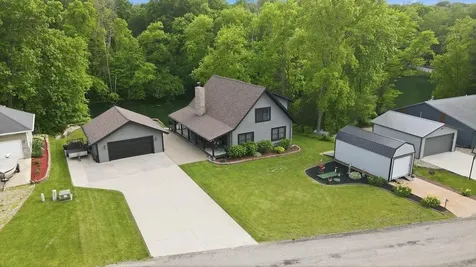 106 Orchard Drive Denver IA 50622