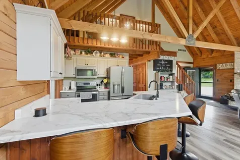 106 Orchard Drive Denver IA 50622