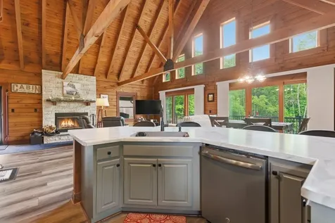 106 Orchard Drive Denver IA 50622