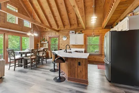 106 Orchard Drive Denver IA 50622