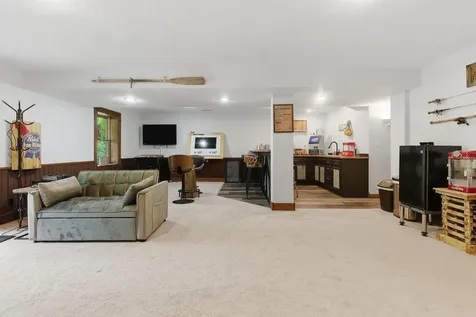 106 Orchard Drive Denver IA 50622