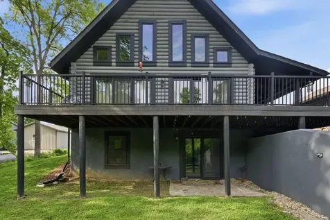 106 Orchard Drive Denver IA 50622