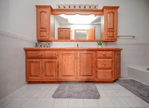 117 Marshall Court Manchester IA 52057