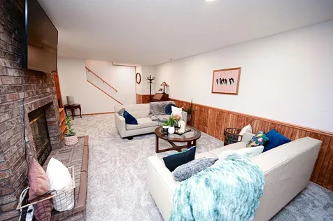 117 Marshall Court Manchester IA 52057