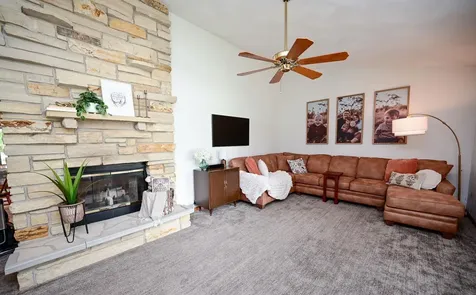 117 Marshall Court Manchester IA 52057