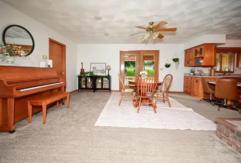 117 Marshall Court Manchester IA 52057