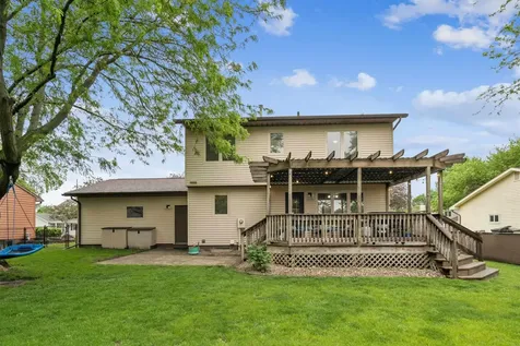 2810 Ryan Drive Cedar Falls IA 50613