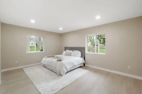 150 Belleview Road Waterloo IA 50701