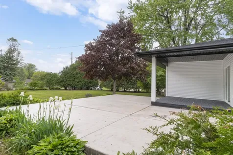 150 Belleview Road Waterloo IA 50701