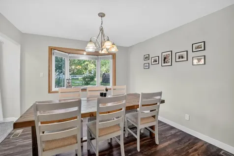 318 Westbourne Road Waterloo IA 50701