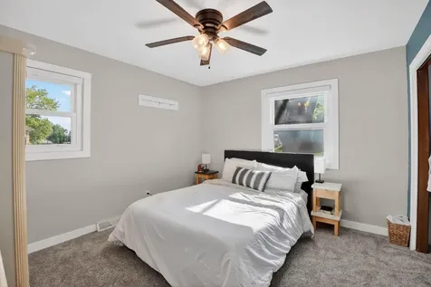 318 Westbourne Road Waterloo IA 50701