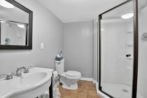 318 Westbourne Road Waterloo IA 50701