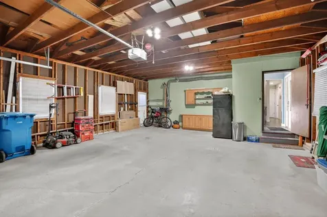 318 Westbourne Road Waterloo IA 50701