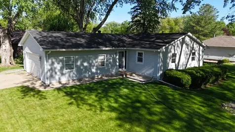 318 Westbourne Road Waterloo IA 50701